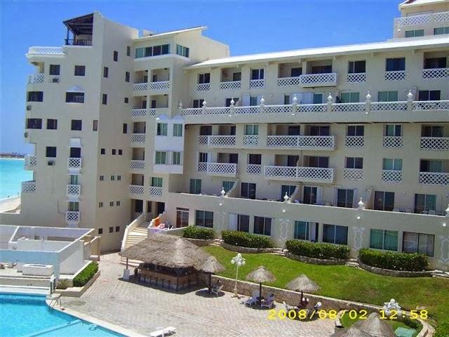 Cancun Plaza Condo's